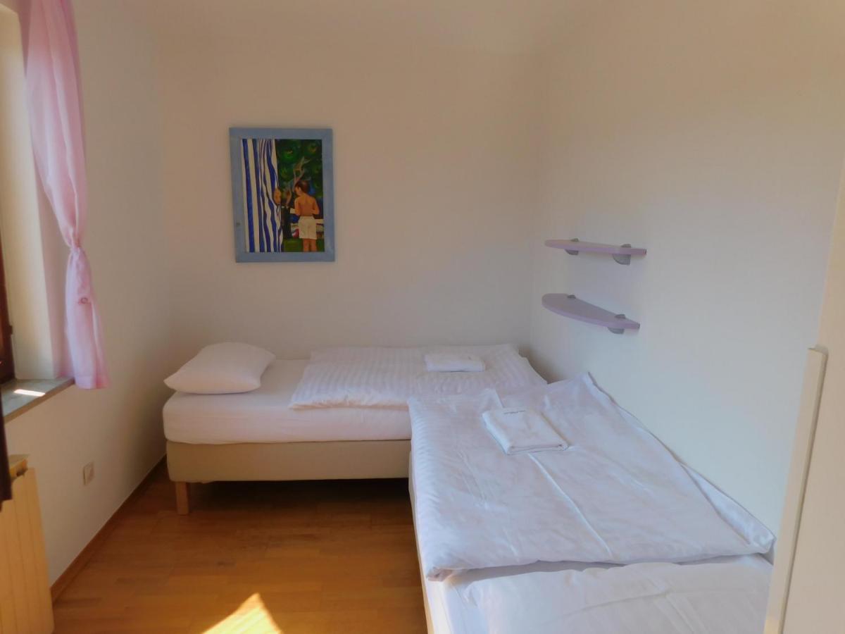 Apartma Mimoza Apartment Jagodje ภายนอก รูปภาพ